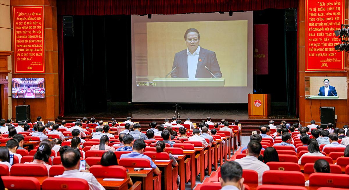 Hội nghị trực tuyến toàn quốc quán triệt và triển khai thực hiện Nghị quyết 66 và Nghị quyết 68 của Bộ Chính trị
