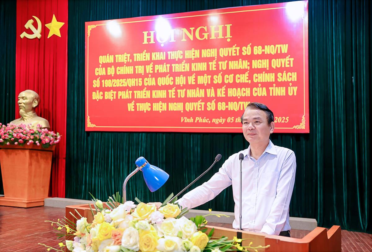 Vĩnh Phúc phấn đấu tốc độ tăng trưởng kinh tế khu vực kinh tế tư nhân cao hơn từ 1 - 2% so với mục tiêu Nghị quyết số 68 của Bộ Chính trị